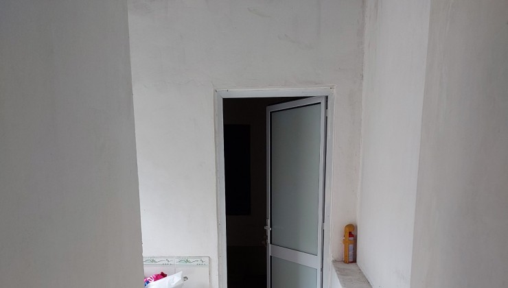 CHO THUÊ NHÀ LÀM KHO TRONG NGÕ 313  LĨNH NAM 80M2, 2 TẦNG, 7.5 TRIỆU